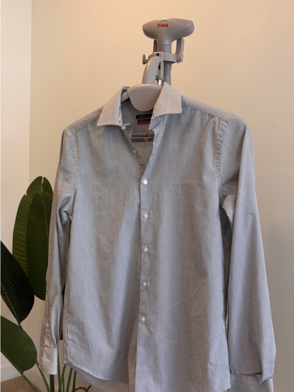 Van Heusen Men's Narrow Blue & White Stripe Dress Shirt